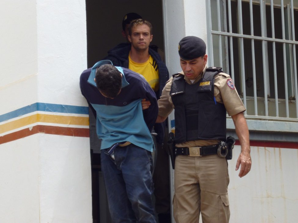 Assaltantes são presos depois de roubar Correios em São João do Oriente