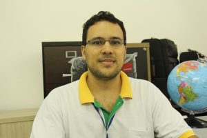 Arlindo Antônio da Silva Neto, gerente da Livraria Brasil Escolar