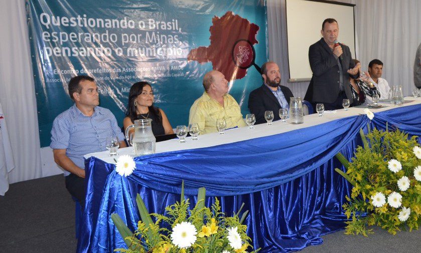 Crise financeira nos municípios é debatida  durante encontro de prefeitos em Entre Folhas