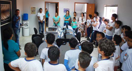 Alunos da Escola Estadual Dom Carloto visitam o DIÁRIO DE CARATINGA