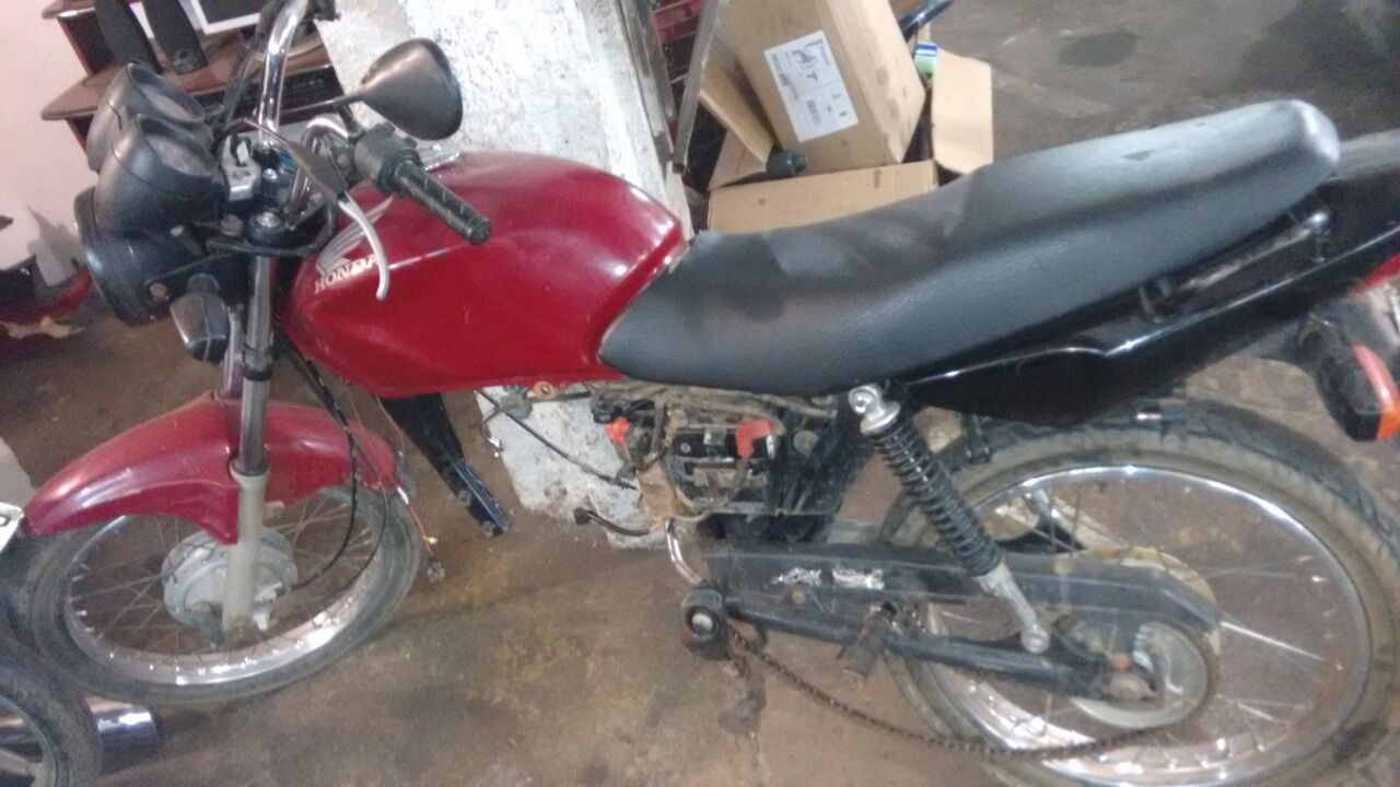 Moto furtada em São Domingos das Dores é localizada em São Sebastião do Anta