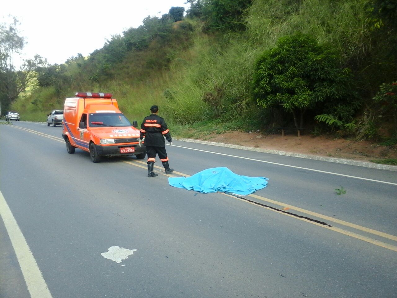 Idosa morre atropelada na BR-116, em Santa Bárbara do Leste