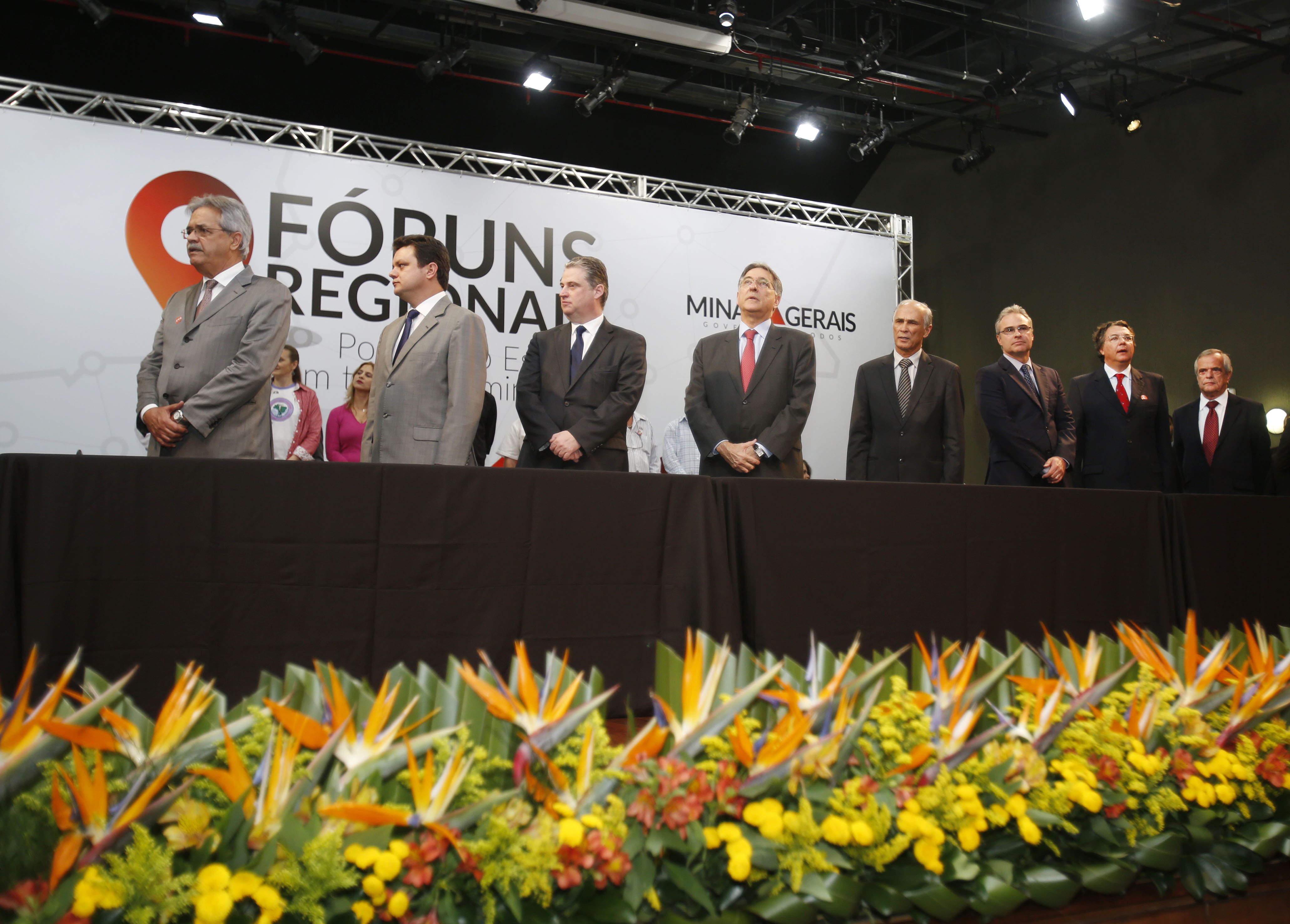 Pimentel lança Fóruns Regionais de Governo