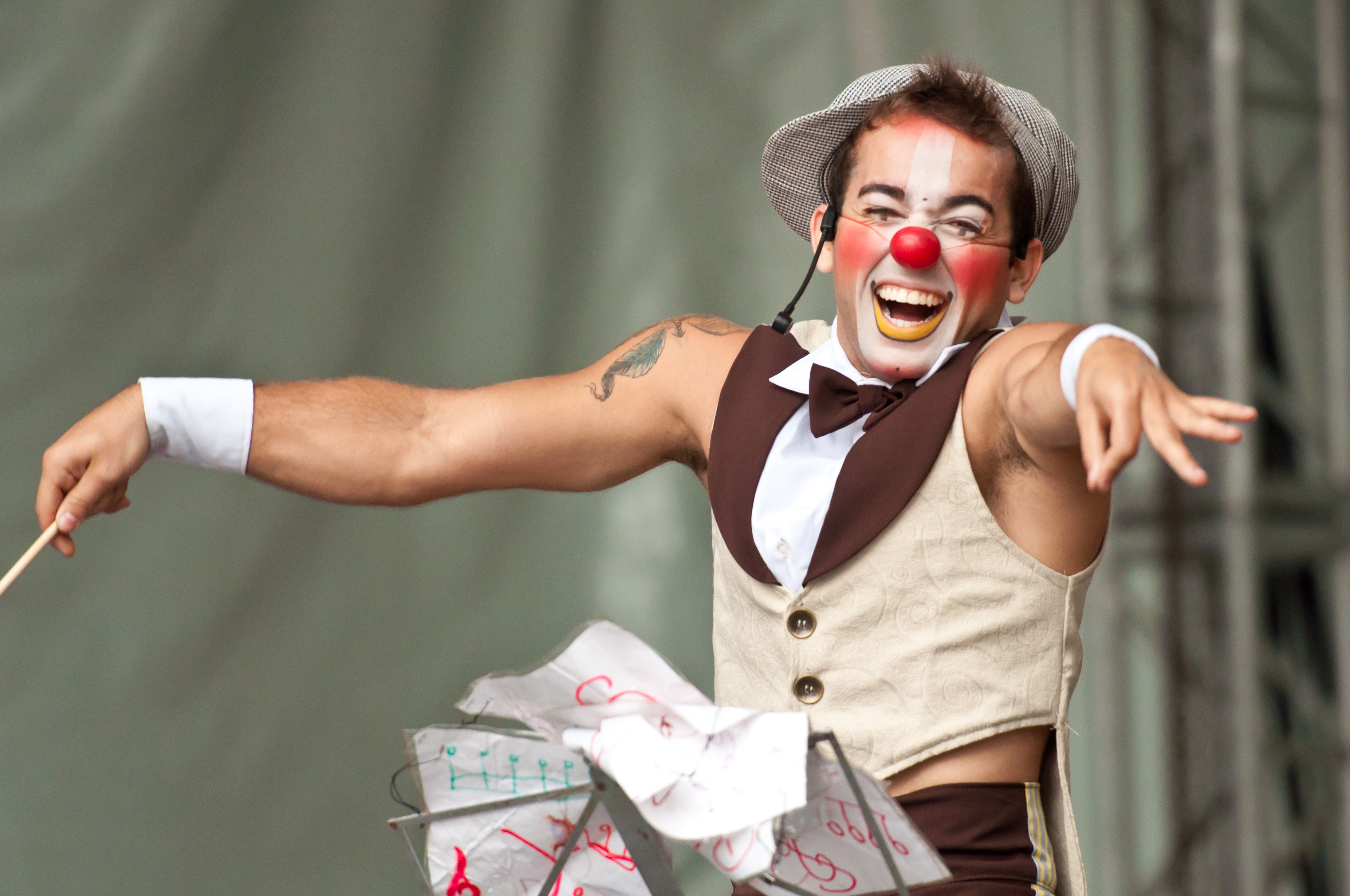 Circo Teatro Fool de Ipatinga leva espetáculo circense a cidade de Entre Folhas