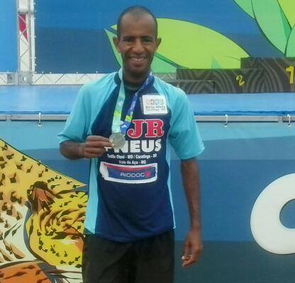 Caratinguense conquista mais uma medalha em corrida de Recife