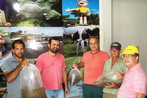 Prefeitura inicia entrega de alevinos da safra 2015/2016