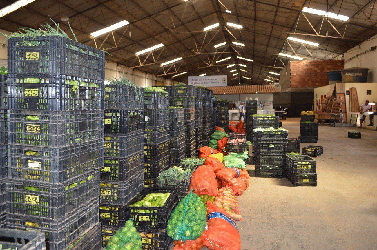 Prefeitura retoma distribuição de alimentos do PAA de 2016