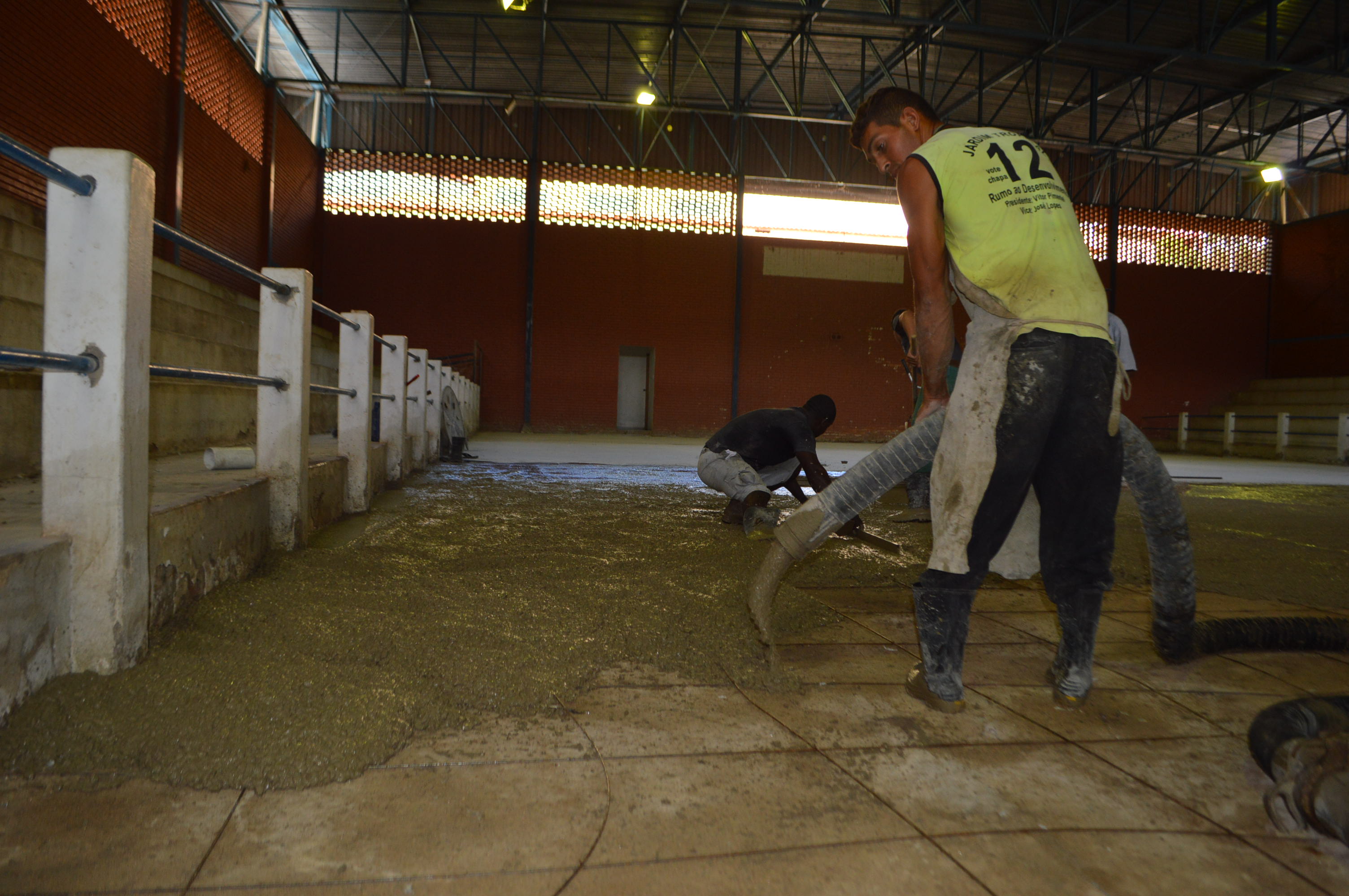 Prefeitura realiza obras no Ginásio Poliesportivo do Bairro Limoeiro