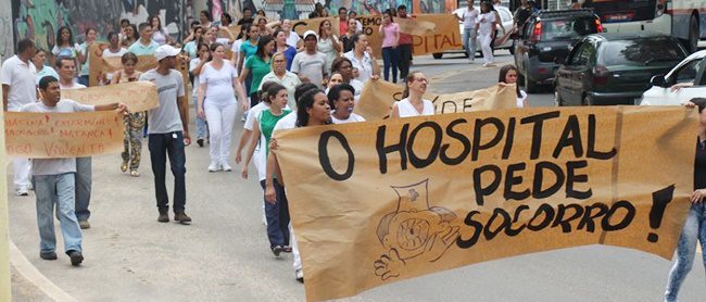 Funcionários do HNSA protestam e afirmam: “O hospital pede socorro”