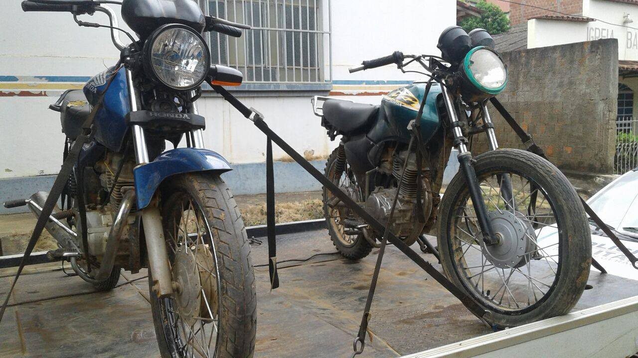 Duas motos recuperadas e uma bucha de maconha apreendida em São João do Oriente
