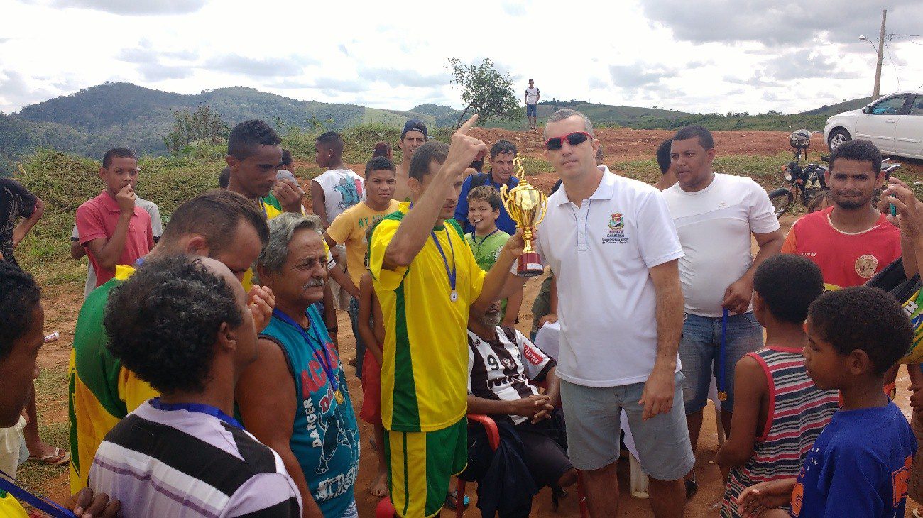 Antena vence torneio de futebol na Comunidade Santa Isabel