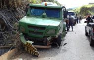 Acidente entre carro-forte e automóvel na Serra de Piedade