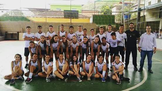 Equipes da região participam de Campeonato AR-4 de Voleibol