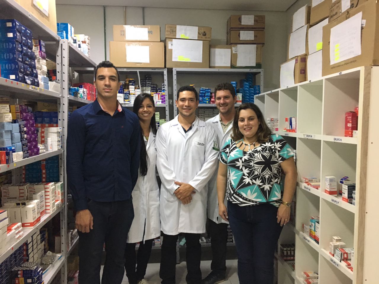 Farmácia Solidária do CASU recebe acadêmicos do ES