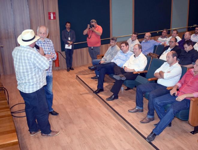 Governador de Minas confirma SAMU Regional para o Cisvales