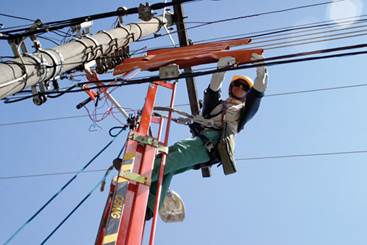 Cemig realiza obras de manutenção na rede elétrica