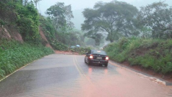 Prefeitura de Bom Jesus do Galho presta assistência às famílias vítimas da chuva