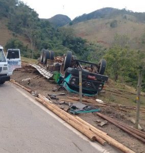 Motorista de Imbé de Minas morre em acidente na LMG-758, em Açucena