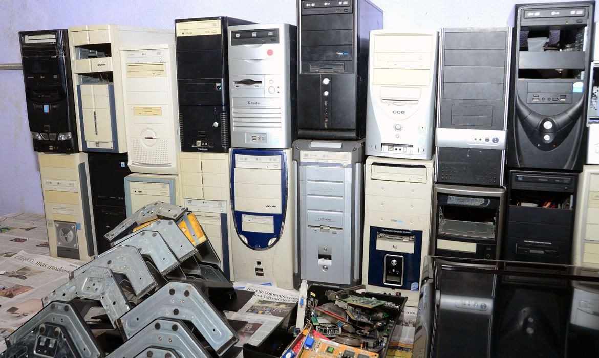 Caratinga deve regularizar coleta de lixo eletrônico