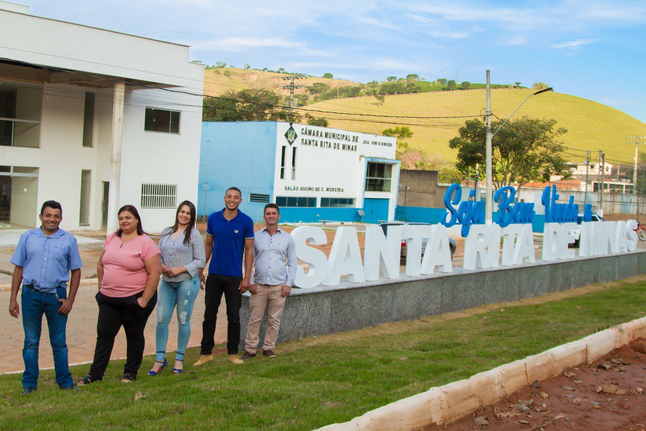 Santa Rita da Minas homenageia os profissionais de saúde