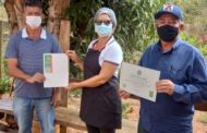 Prefeitura de Vermelho Novo entrega Certificado do Selo Nacional da Agricultura Familiar