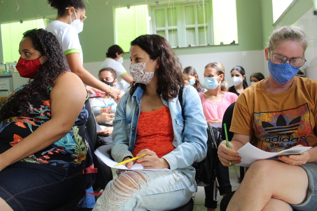 Secretaria de Saúde de Imbé de Minas realiza 67 testes rápidos de sífilis e 66 preventivos no dia d da campanha “outubro verde e rosa”