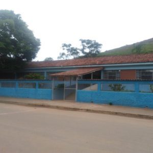 Escola Estadual Mary Lucca Chagas, em São João do Jacutinga, distrito de Caratinga (Foto: Rede Social)