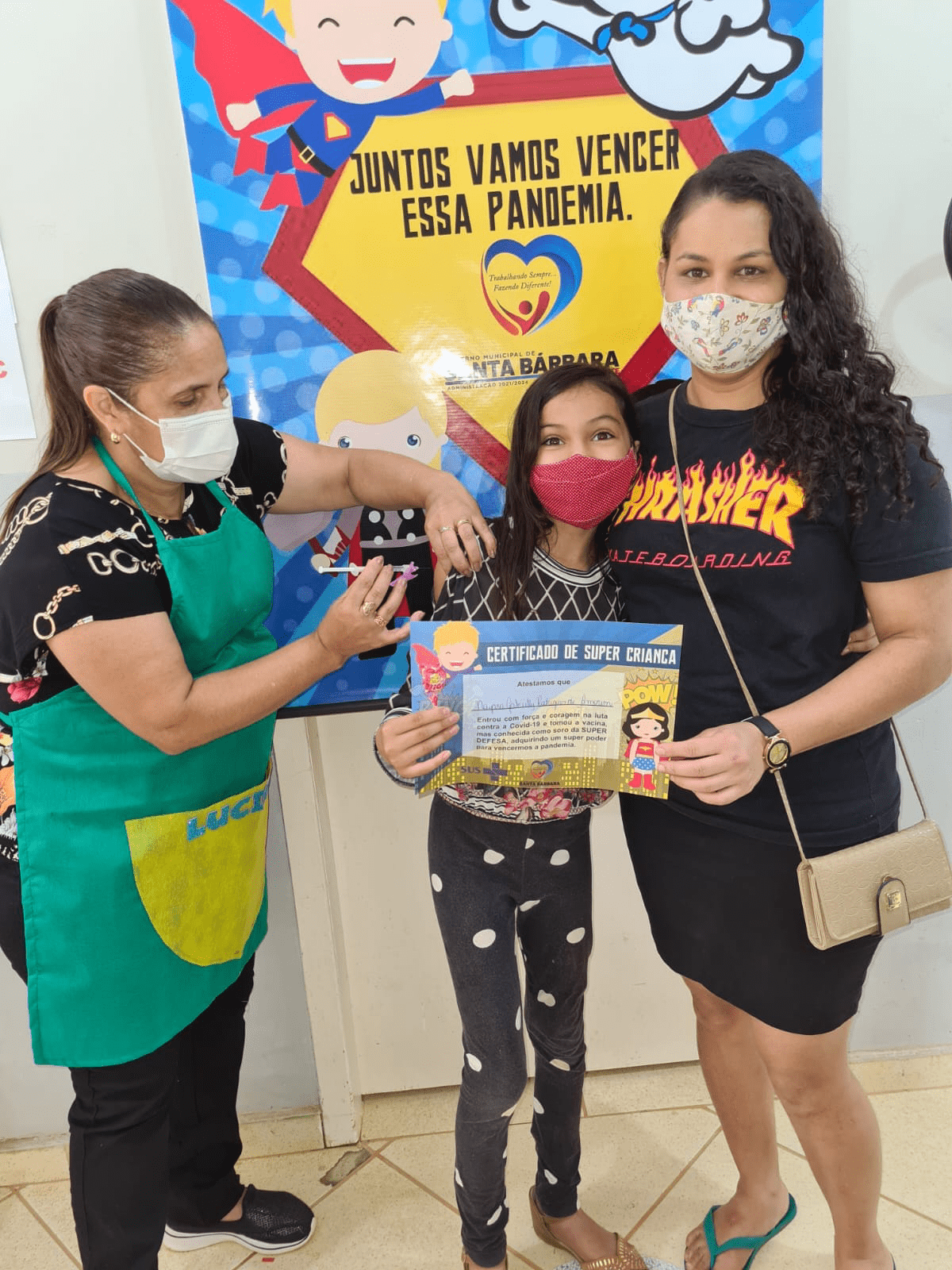 Profissionais de Saúde de Santa Bárbara do Leste comemoram o sucesso da Campanha de Vacinação contra Covid-19