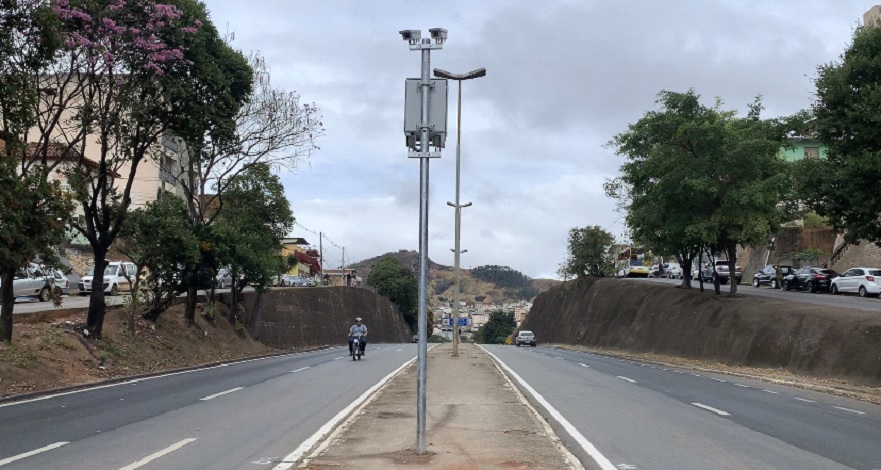 Concessionária inicia instalação de radares na BR-116, em Caratinga