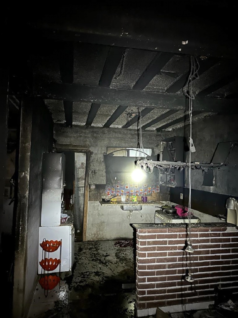 Rapaz ateia fogo em casa após briga com familiares