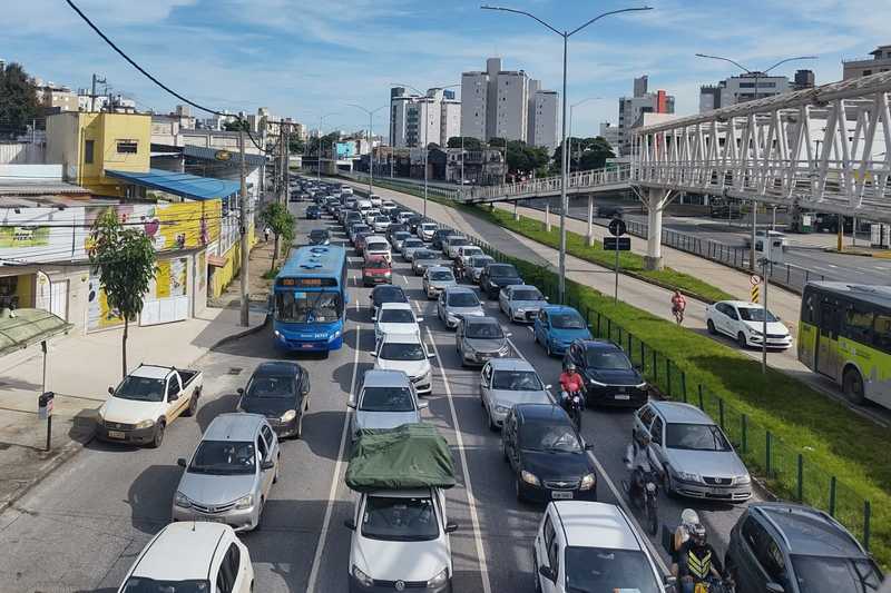 Governo de Minas alerta para início da exigência do CRLV 2023 para veículos com finais de placa 4, 5 e 6