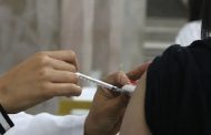 Saúde monitora novas variantes e reforça vacinação contra covid-19
