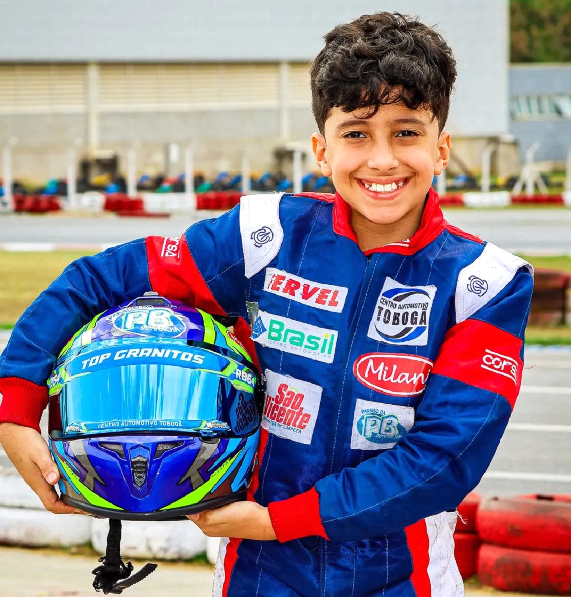 Aos 11 anos, piloto caratinguense é campeão em categoria adulto no Vale do Aço