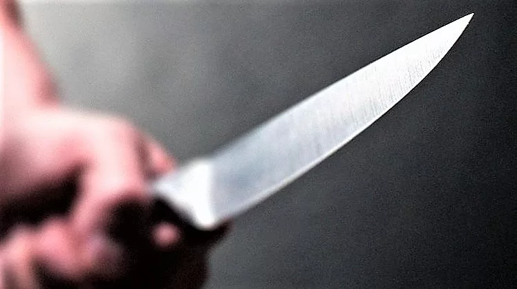 Homem é atingido por golpes de faca pelo enteado em Entre Folhas