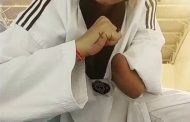 Atleta da seleção brasileira de taekwondo paralímpico é detida suspeita de agredir a mãe com golpes de soco inglês