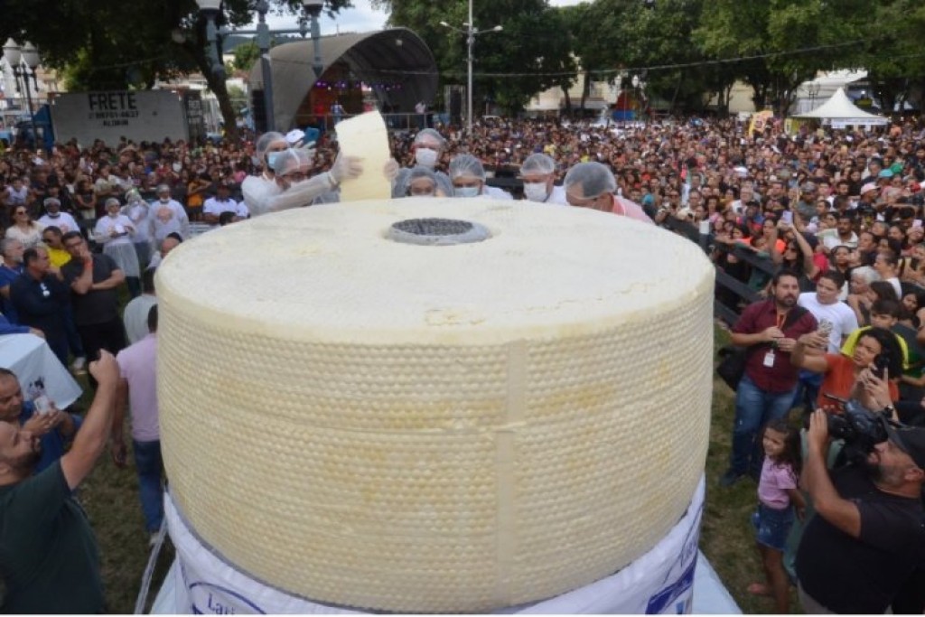 Ipanema tem recorde de maior queijo