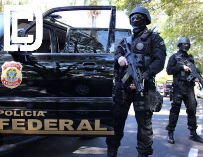 Polícia Federal prende em Confins procurados internacionais deportados dos EUA, um deles é natural de Caratinga